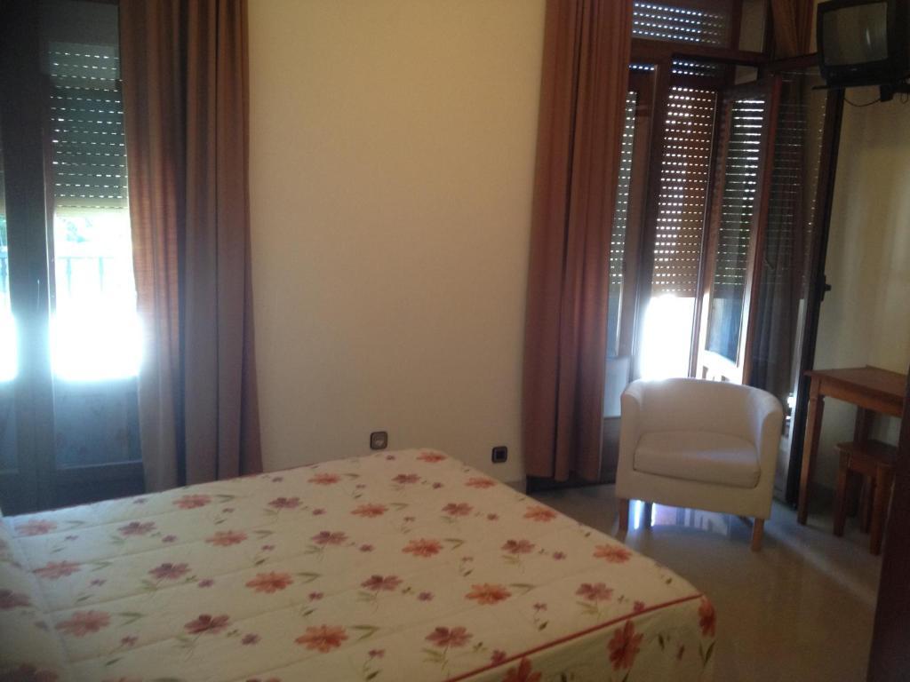 Hostal Cervantes Valdemoro Room photo