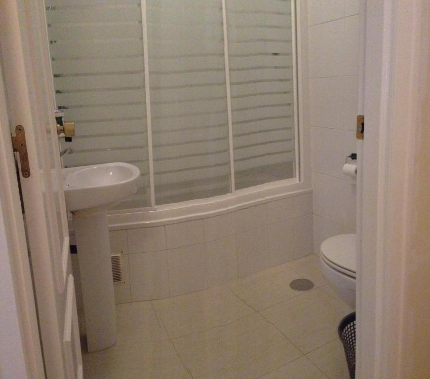 Hostal Cervantes Valdemoro Room photo